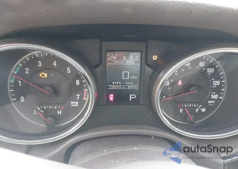 2012 Jeep Grand Cherokee Laredo z USA, uszkodzony, nr VIN 1C4RJEAG7CC327768